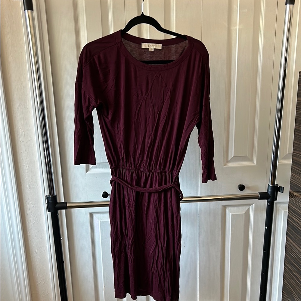 LOFT soft casual Elegant Burgundy Dress xs bouncy soft fabric slight stretch